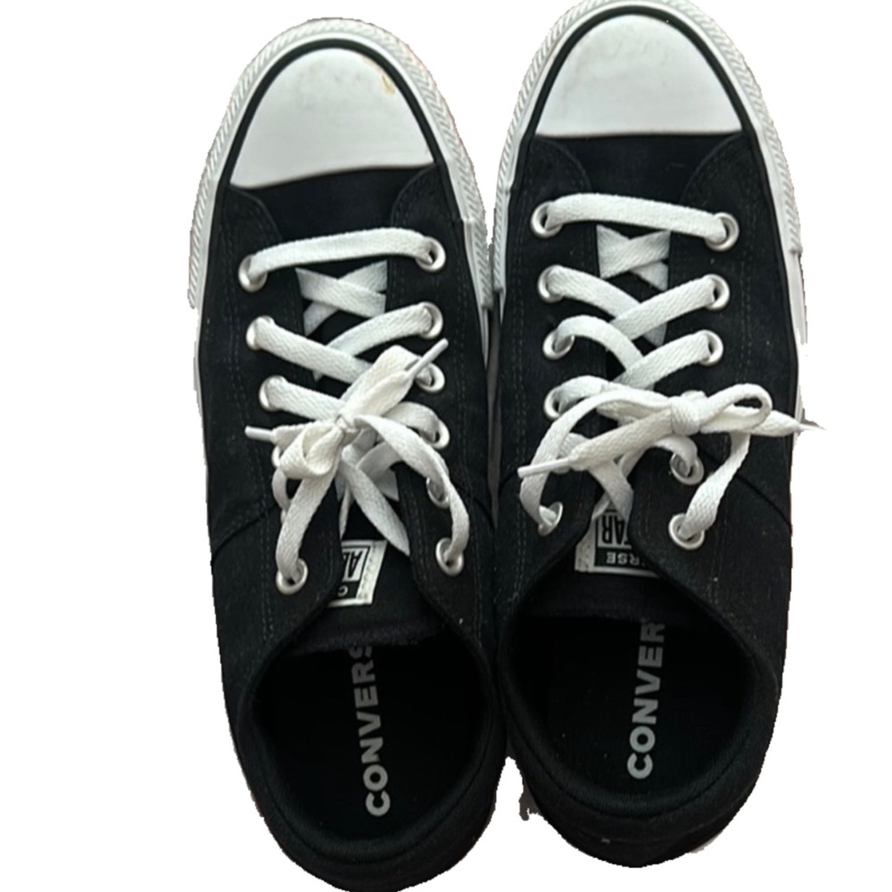 Converse Black and White Classic Sneakers Low-Top Canvas